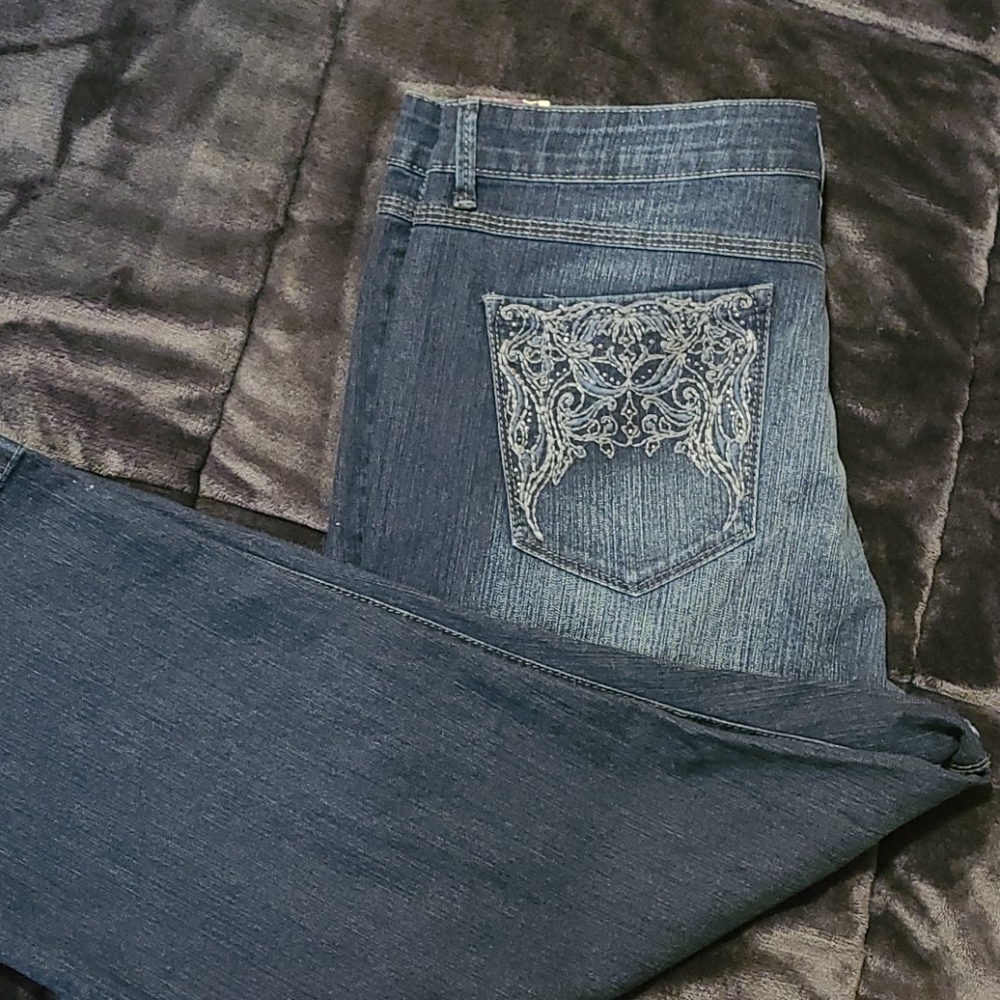 💕NWT Gloria Vanderbilt  capri mid rise - Picture 10 of 10